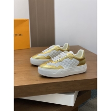 Louis Vuitton Low Shoes